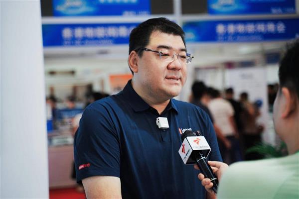 存储龙头赚翻了！江波龙2026上半年净利润逼近100亿 最高暴涨743倍